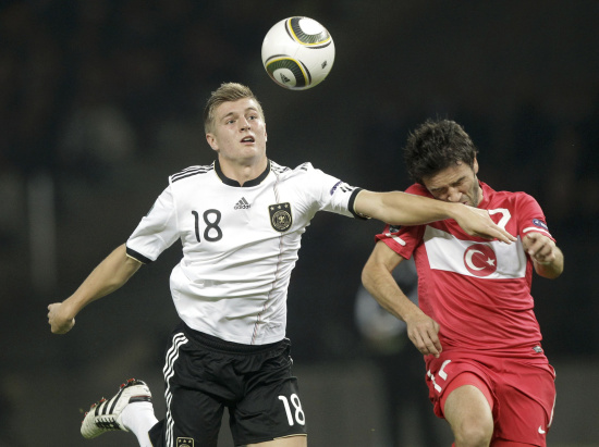 -包含欧洲杯预选赛火热进行,谁将夺得胜利?的词条