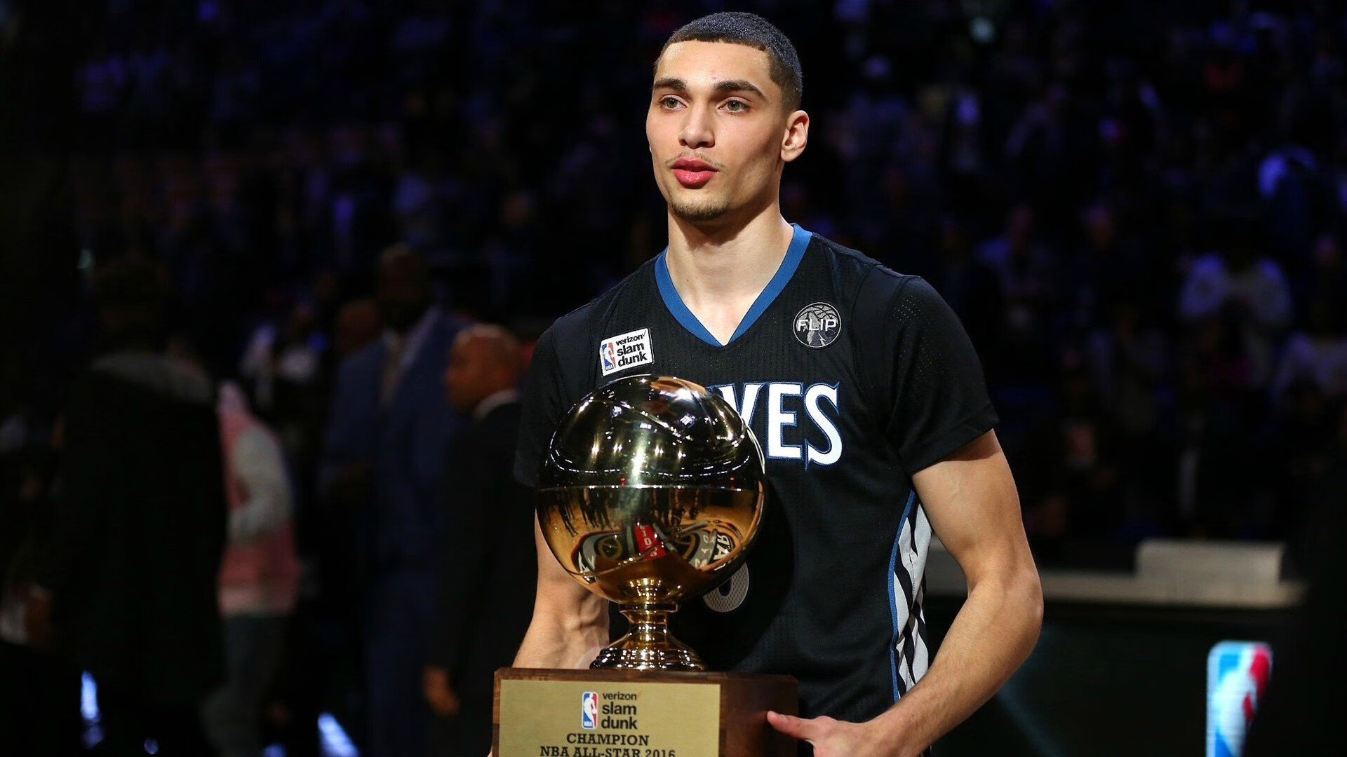 年度焦点之战之夜，孙兴慜关键进球定乾坤